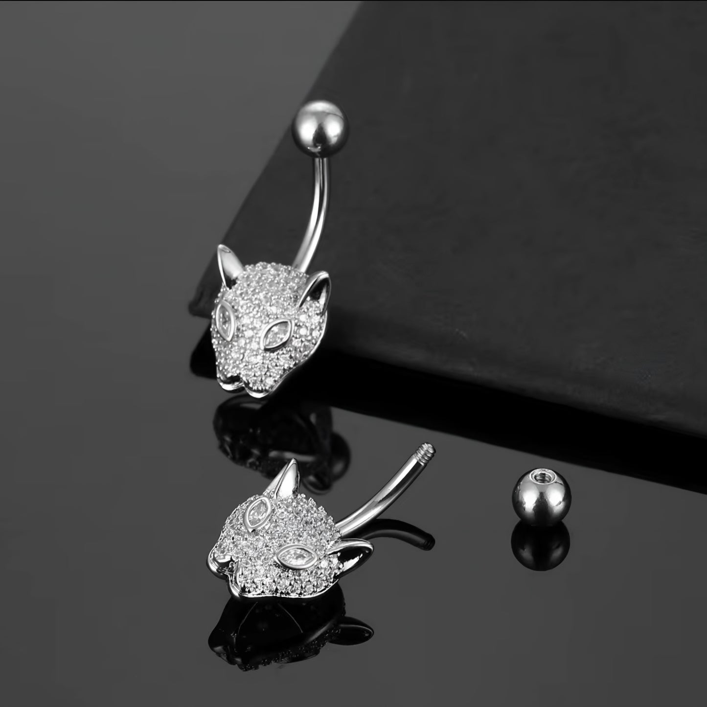 Jaguar Head Belly Piercing