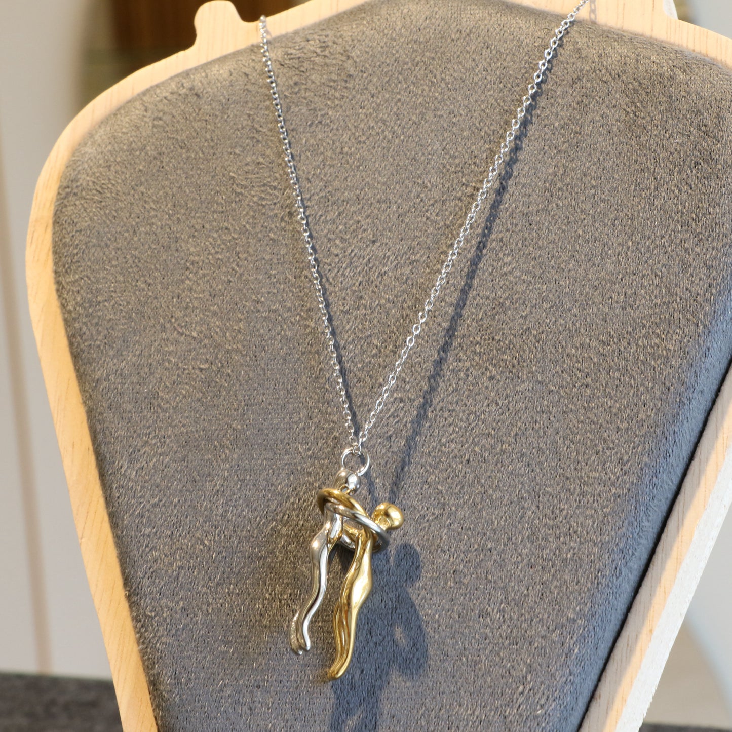 Hug For Ever Couple Necklace