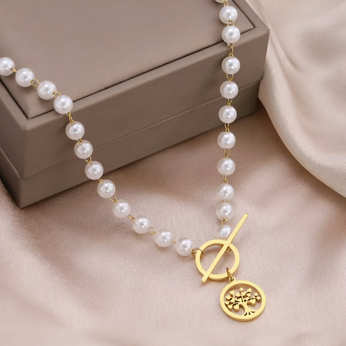 Pearl Tree T-Lock Necklace