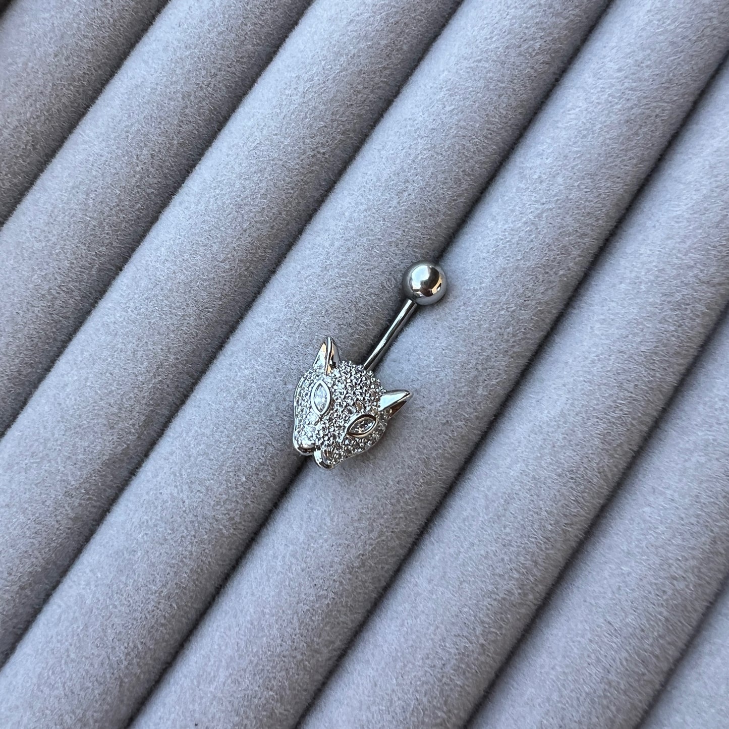 Jaguar Head Belly Piercing
