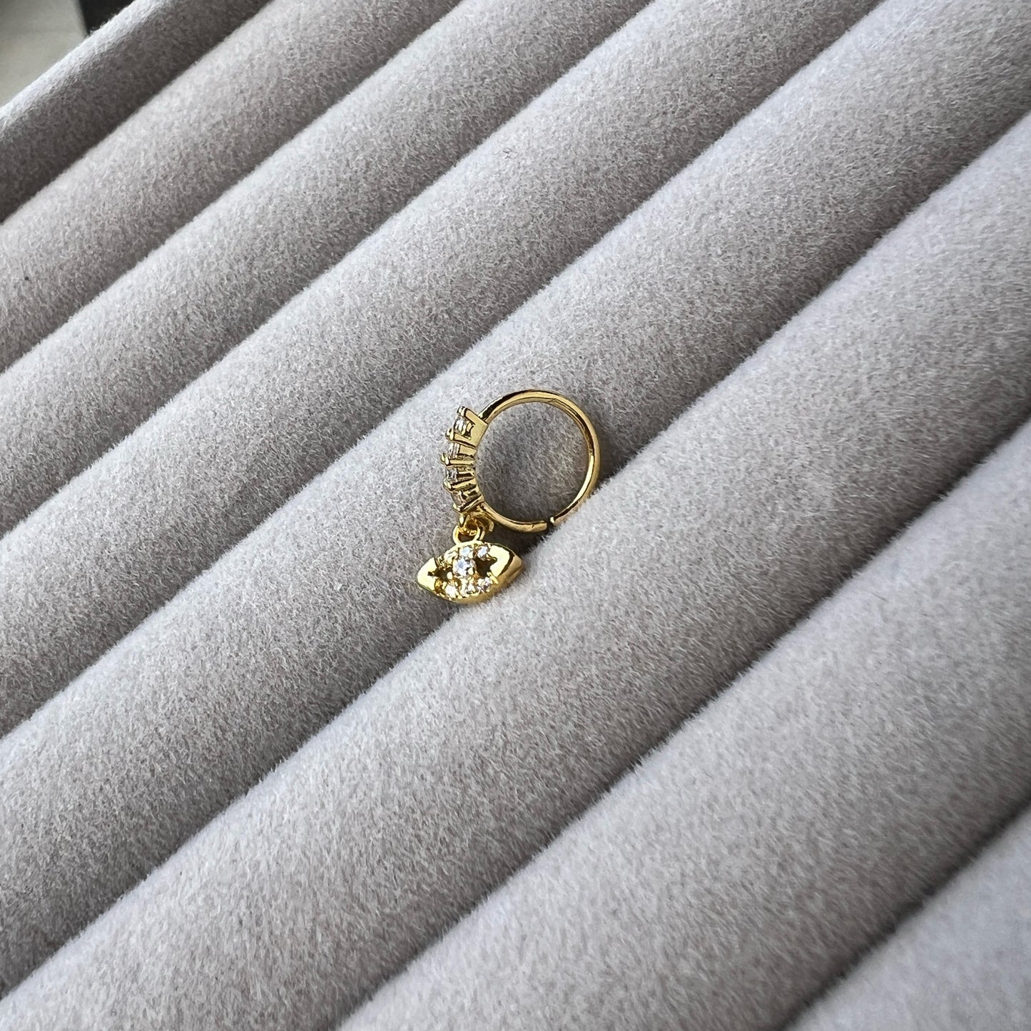 Eye Nose Stud Piercing