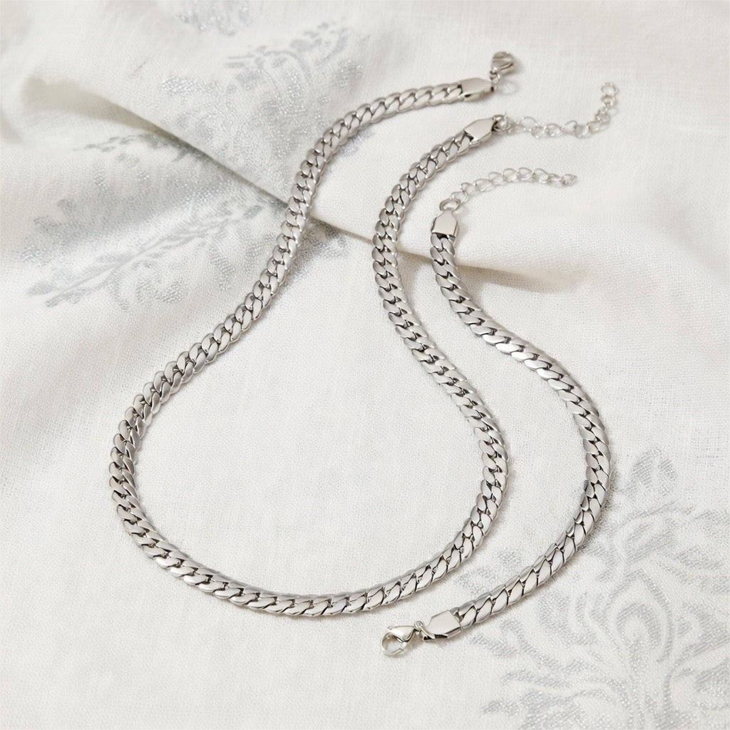 طقم سلسلة كوبية (سناك تشين)