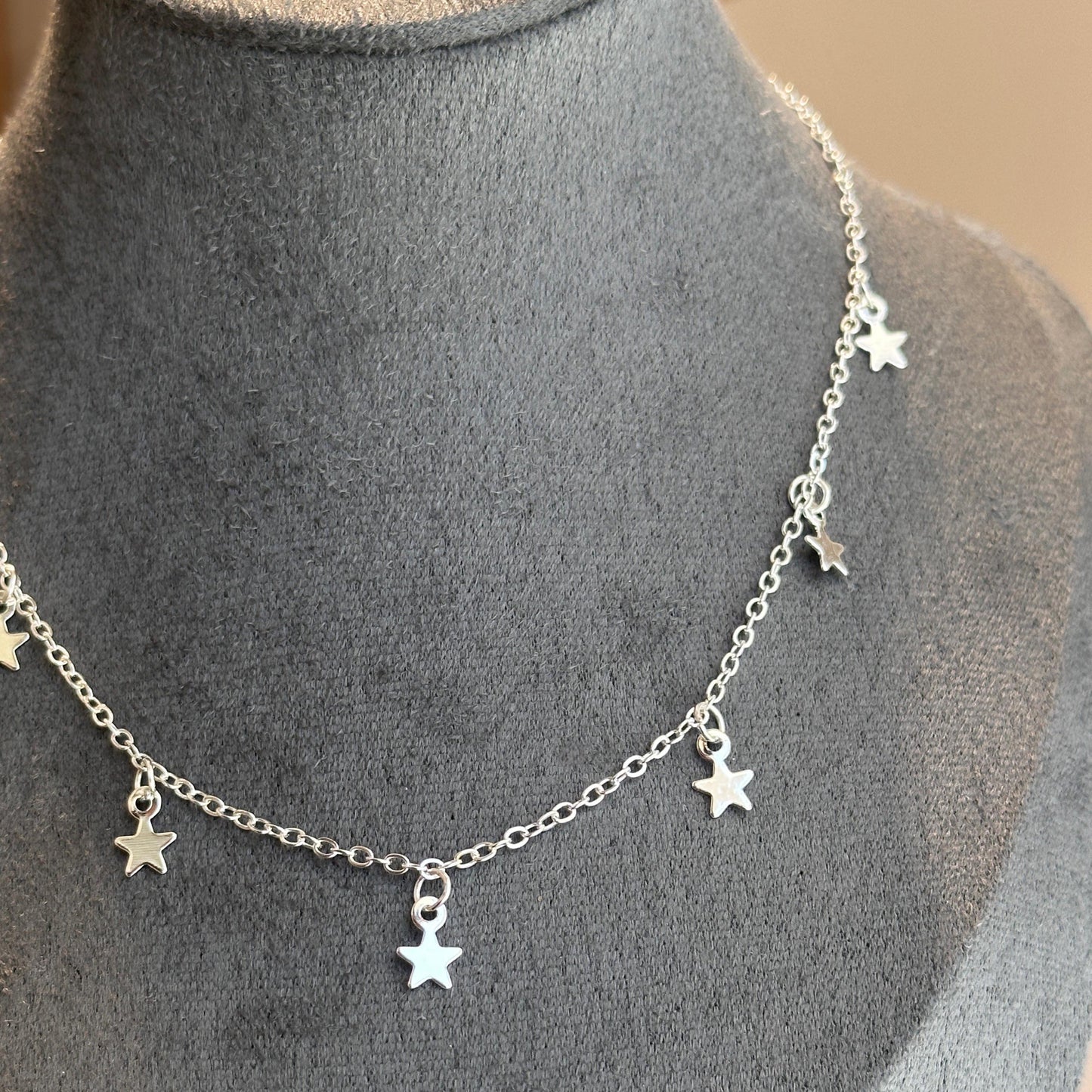 Hanged Star Chain Necklace