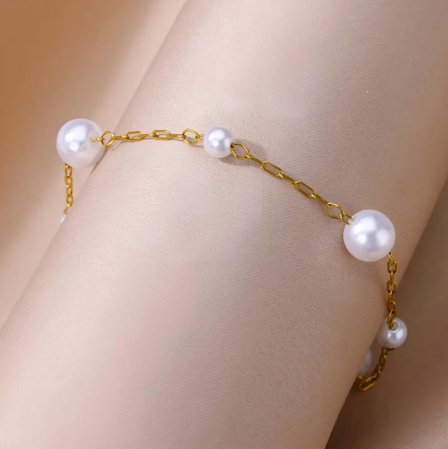 Chain With Pearl Beads