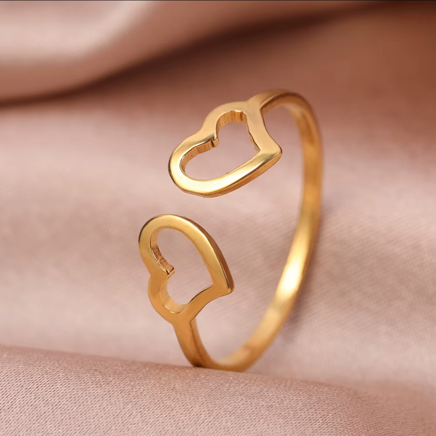Opposite Hearts Ring