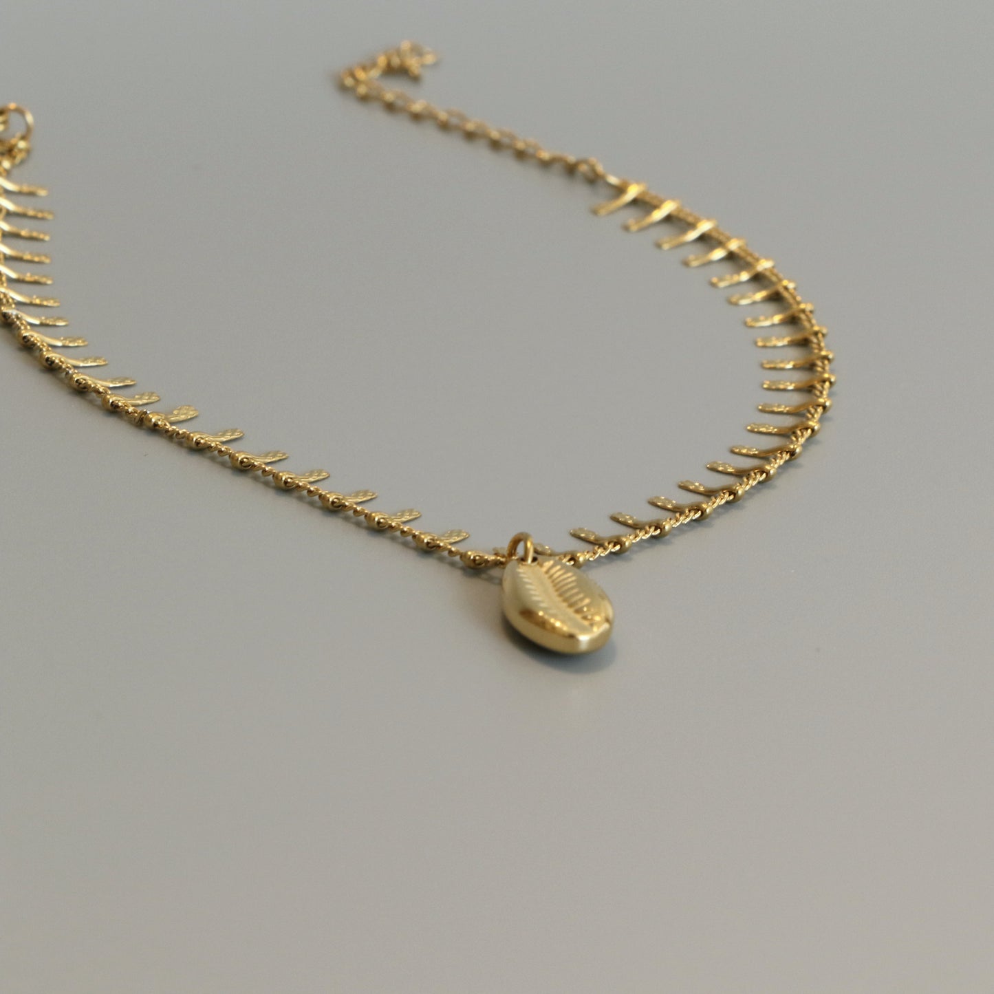 Single Shell Anklet