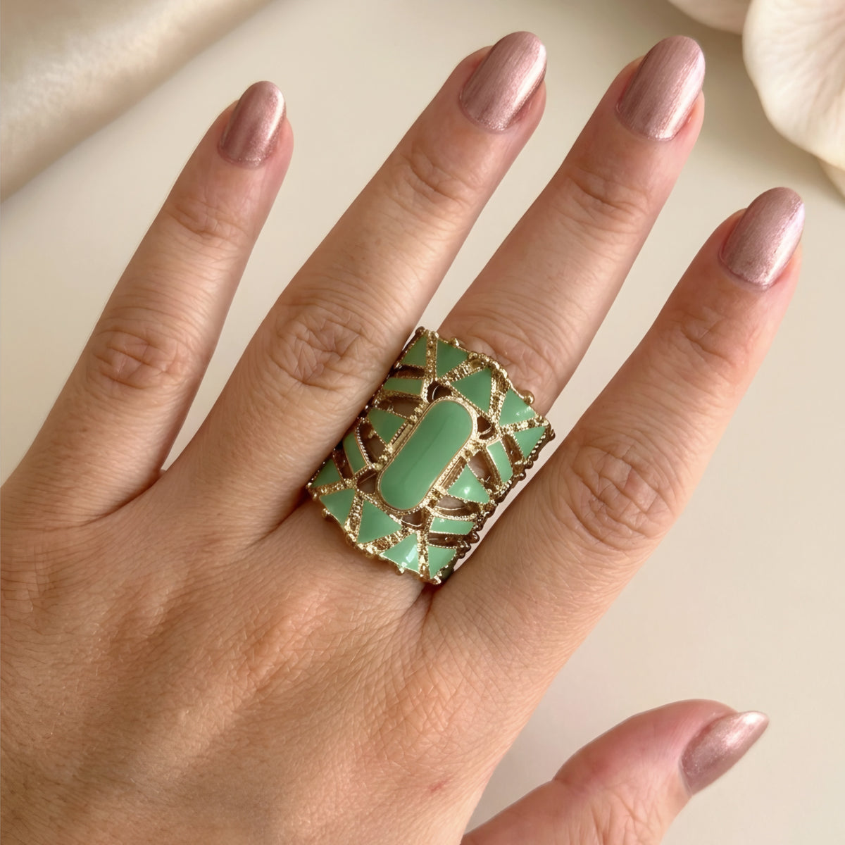 Geometric Light Green Ring