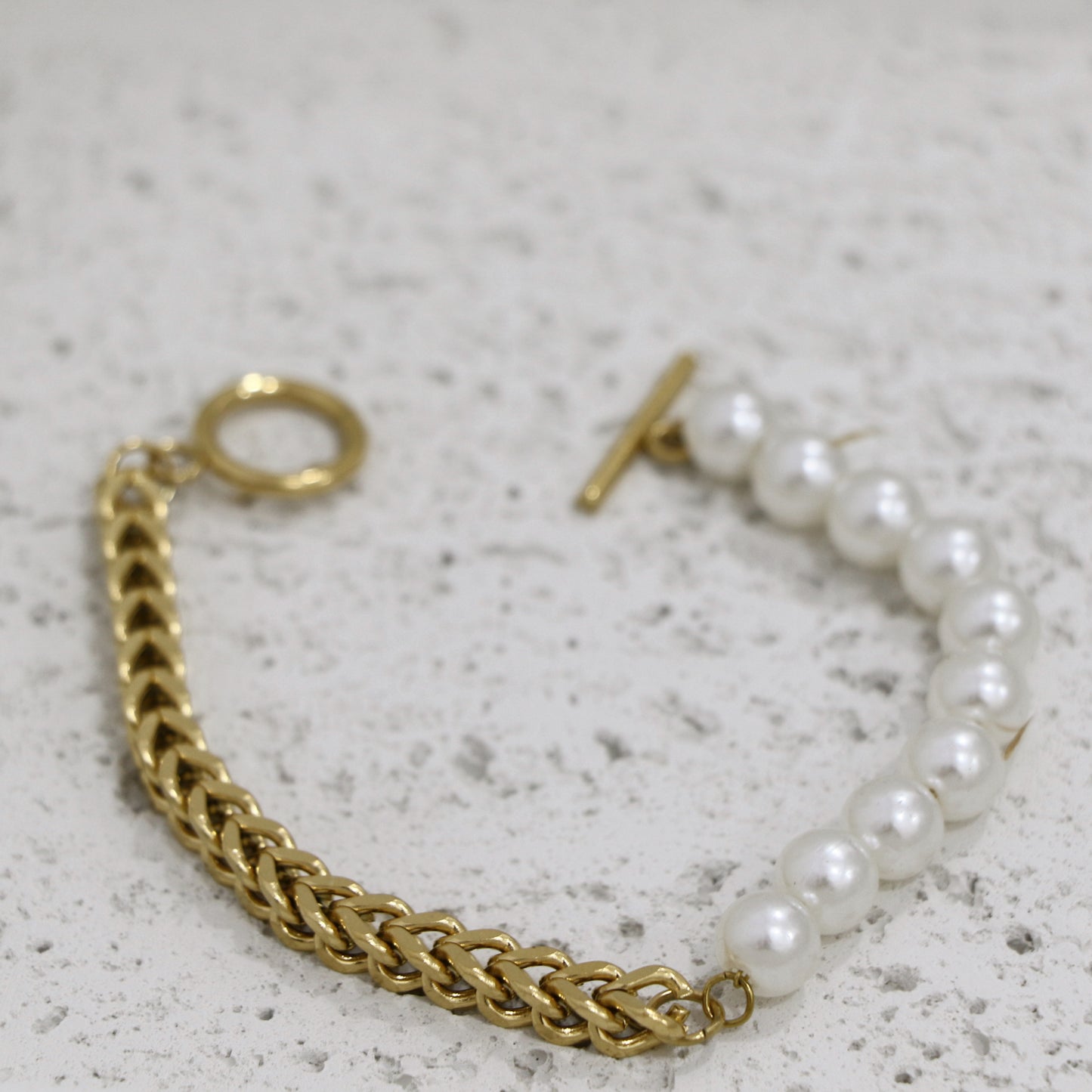 Pearl T Lock bracelet