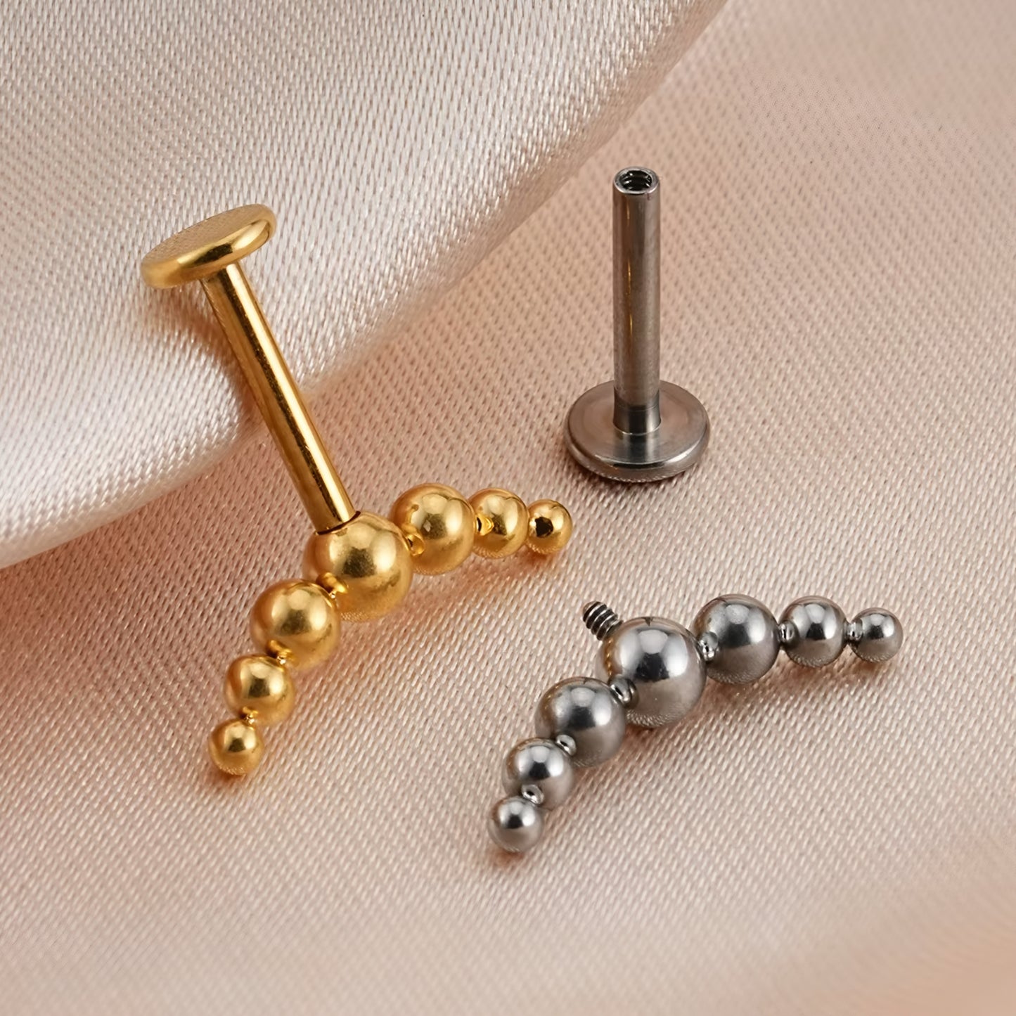 Titanium 7 Beads Cluster Vertical Flat Ear Piercing