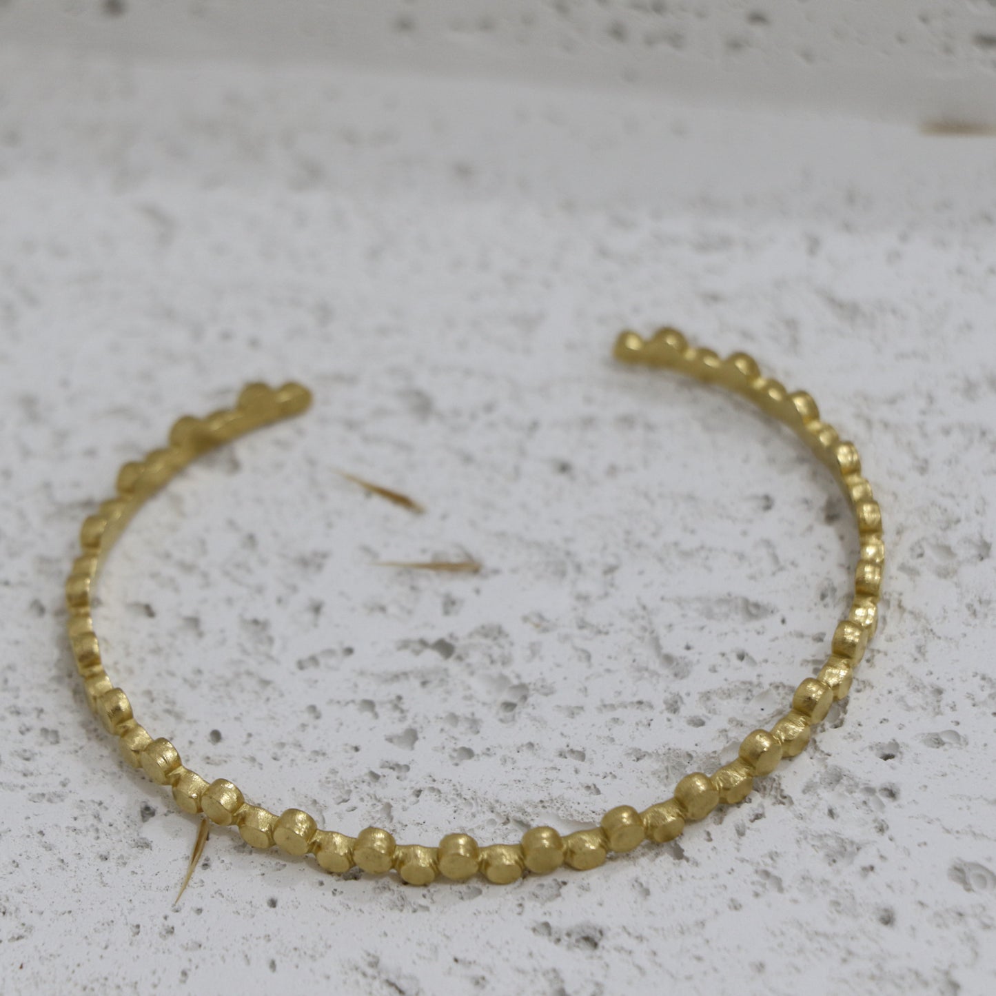 Round Doted Bracalet