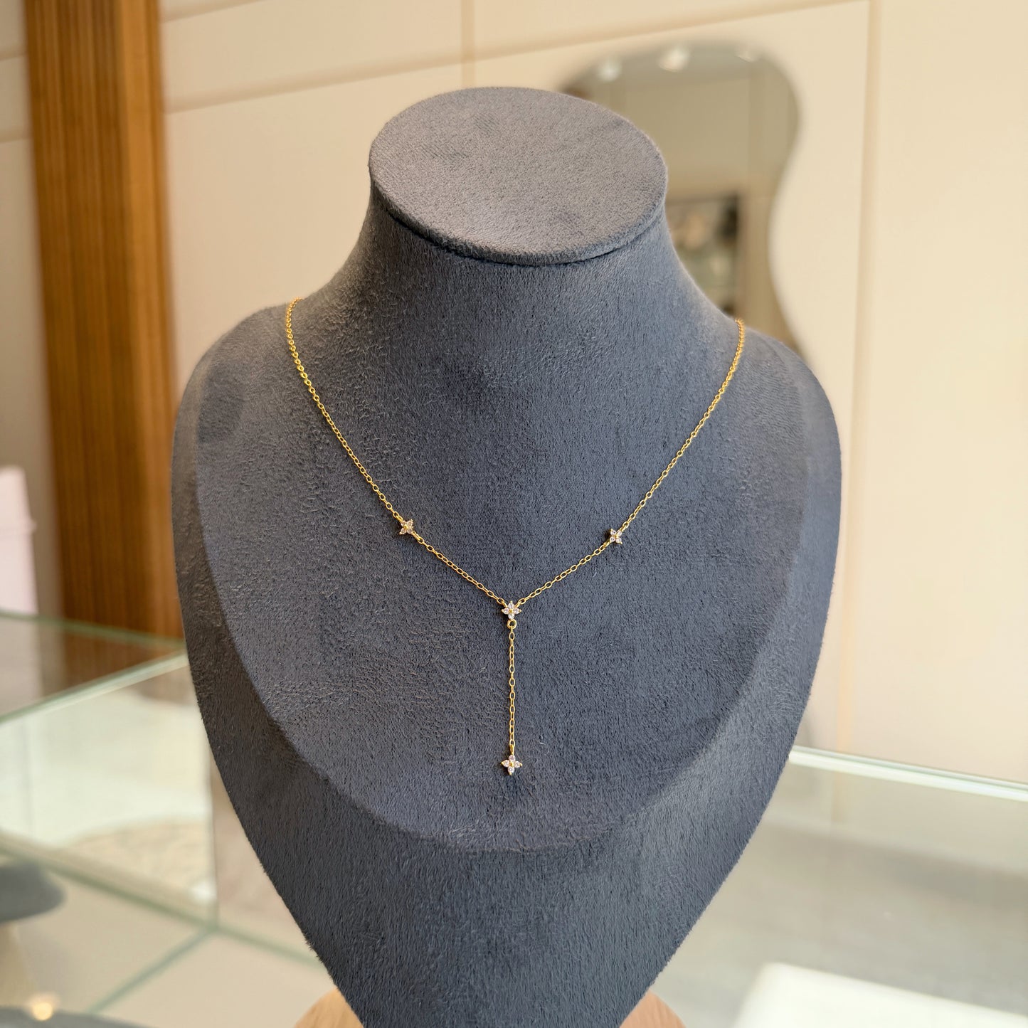 Kalopsia Y-shaped Necklace