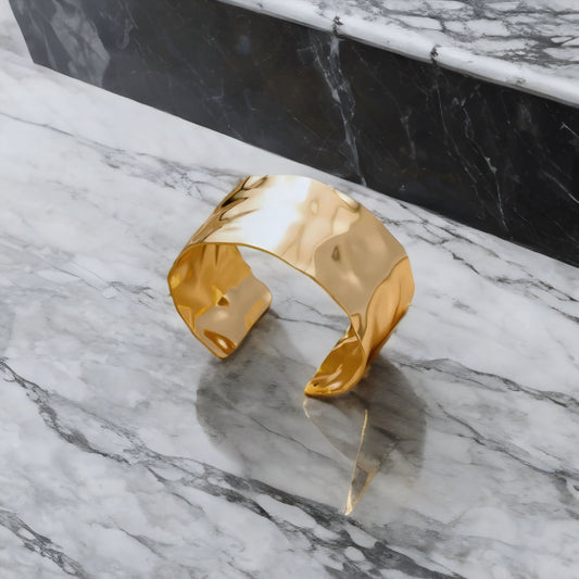 Kalopsia Wrist Cuff Bangle