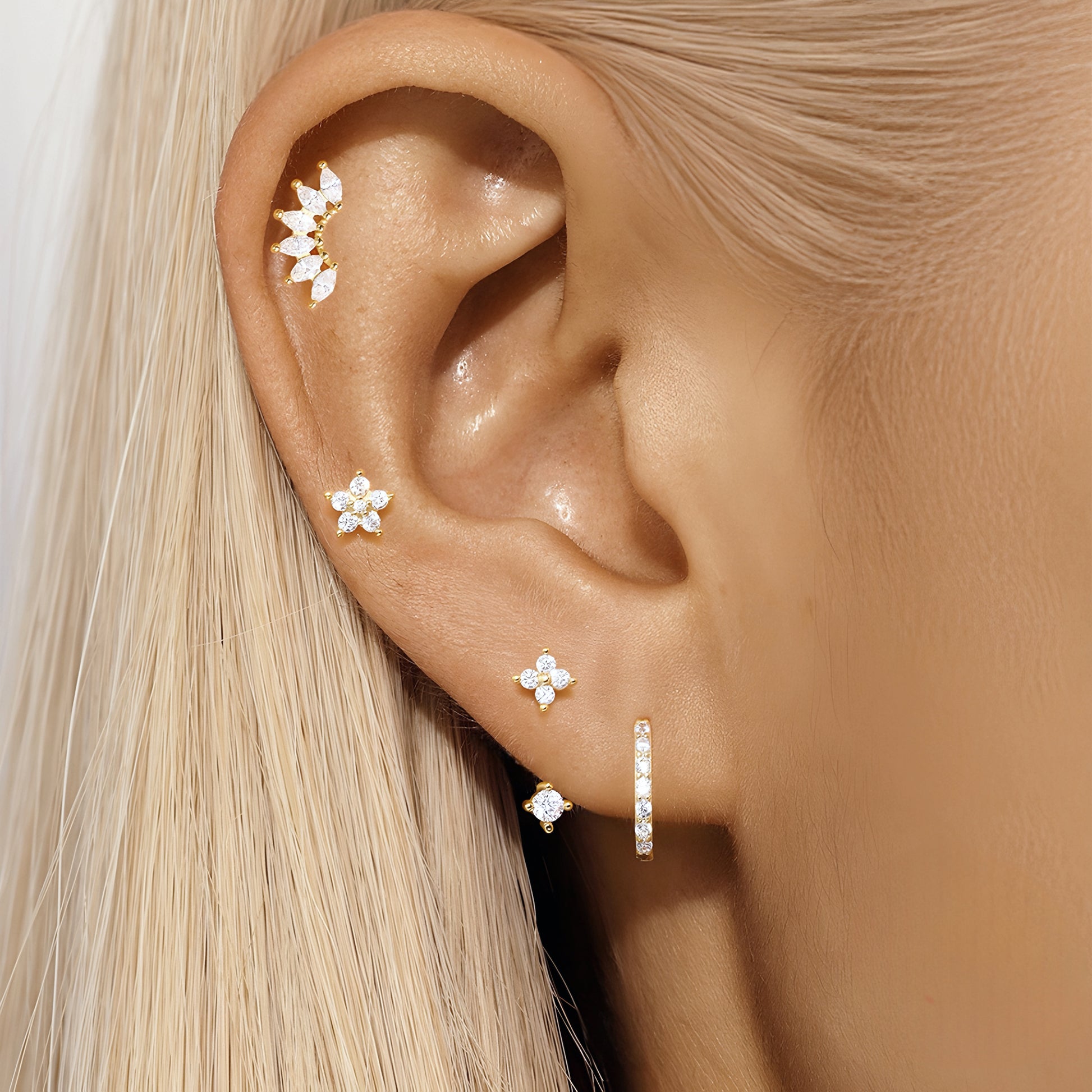 4pcs/set Gold Crown Flower Stud Earrings
