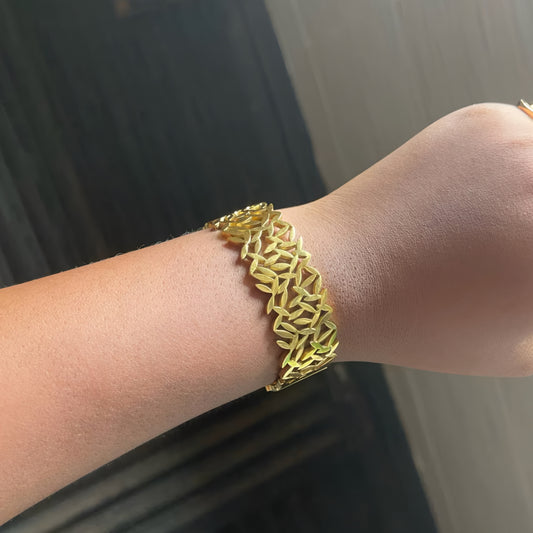 Chunky Leaves Bangle Bracelet