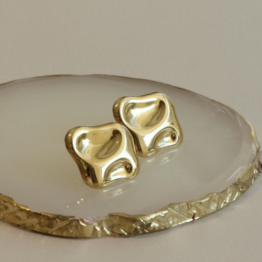 Vintage Wavy Earring Pair