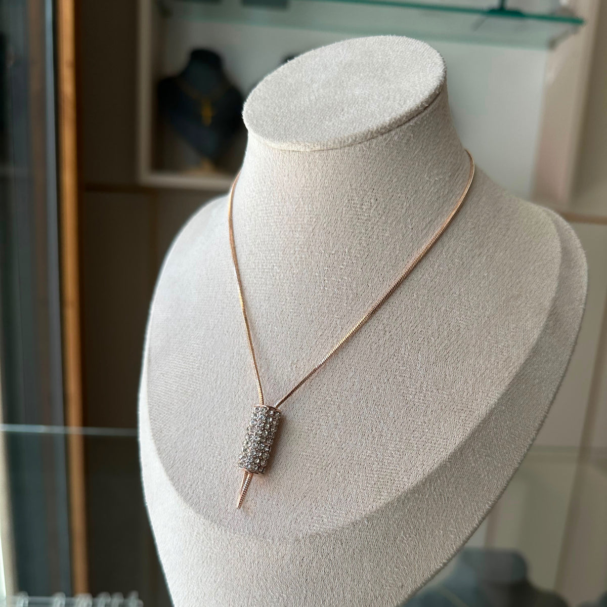 Van Rose Gold Necklace