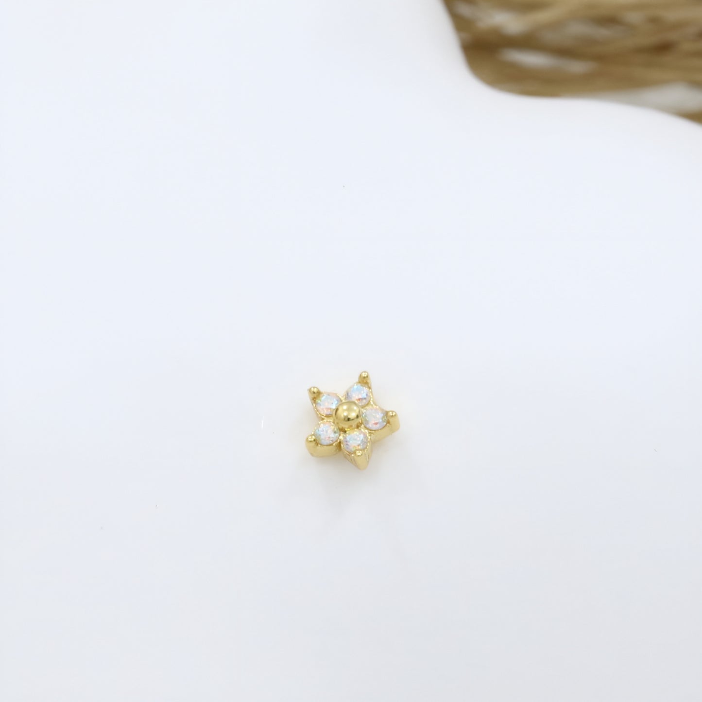1pcs Flat Ear Piercing
